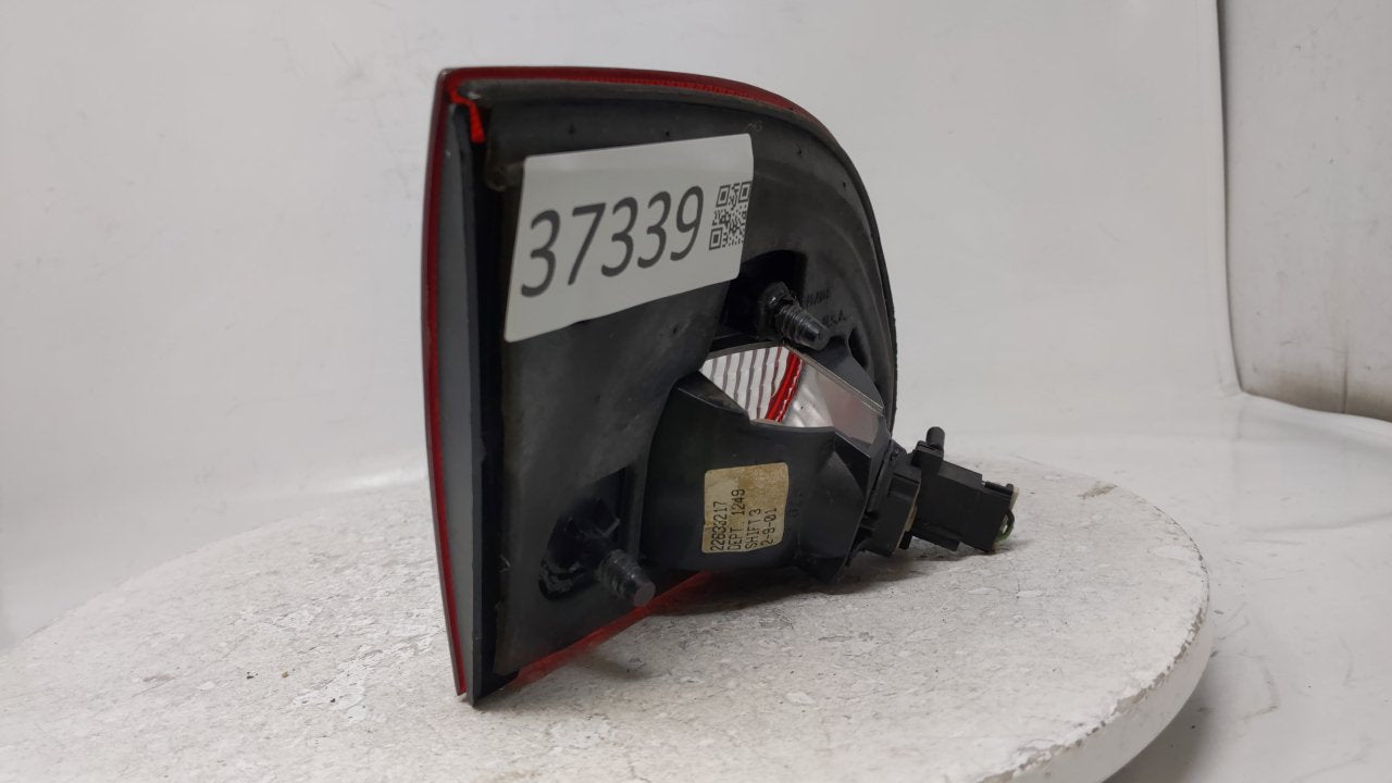 2000 Chevrolet Cavalier Tail Light Assembly Passenger Right OEM Fits OEM Used Auto Parts - Oemusedautoparts1.com