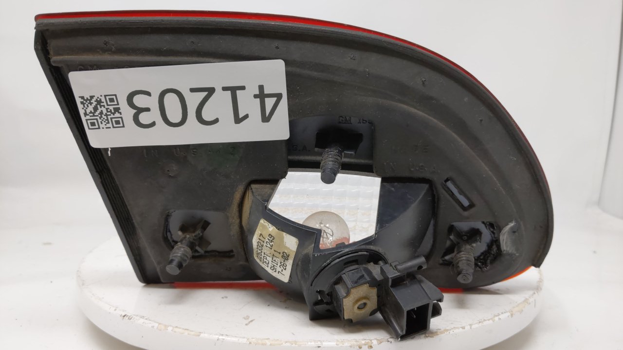 2000-2002 Chevrolet Cavalier Tail Light Assembly Passenger Right OEM Fits Fits 2000 2001 2002 OEM Used Auto Parts - Oemuseda