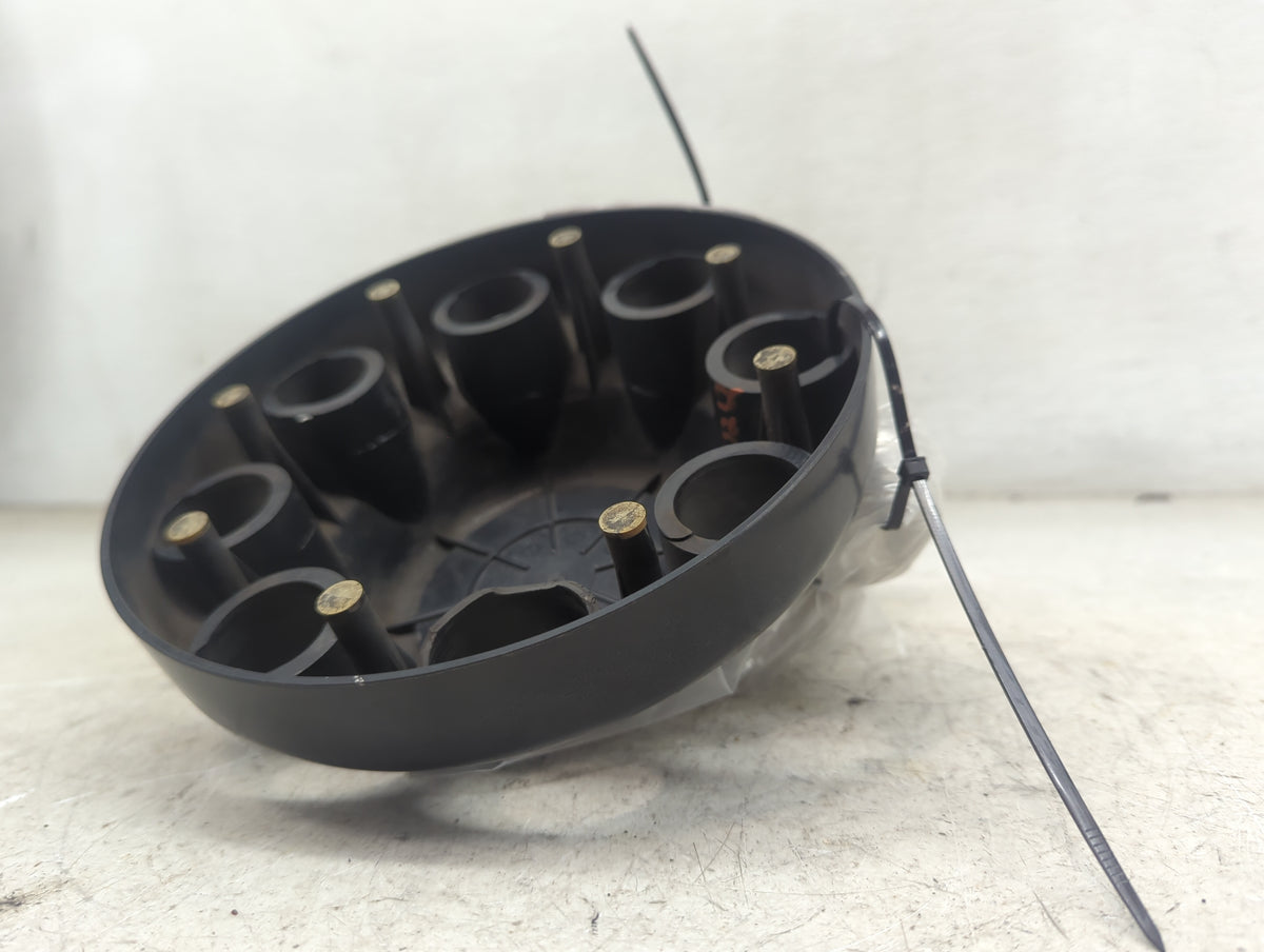2000 Chevrolet Ct2500 Rim Wheel Center Cap Black - Oemusedautoparts1.com