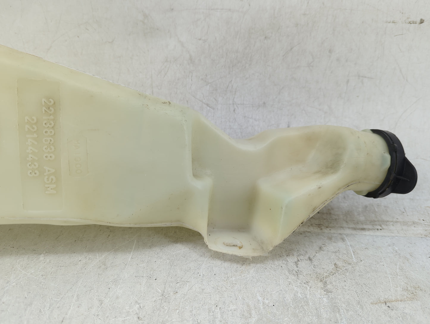 1997 Chevrolet Express 1500 Windshield Washer Fluid Reservoir Bottle - Oemusedautoparts1.com