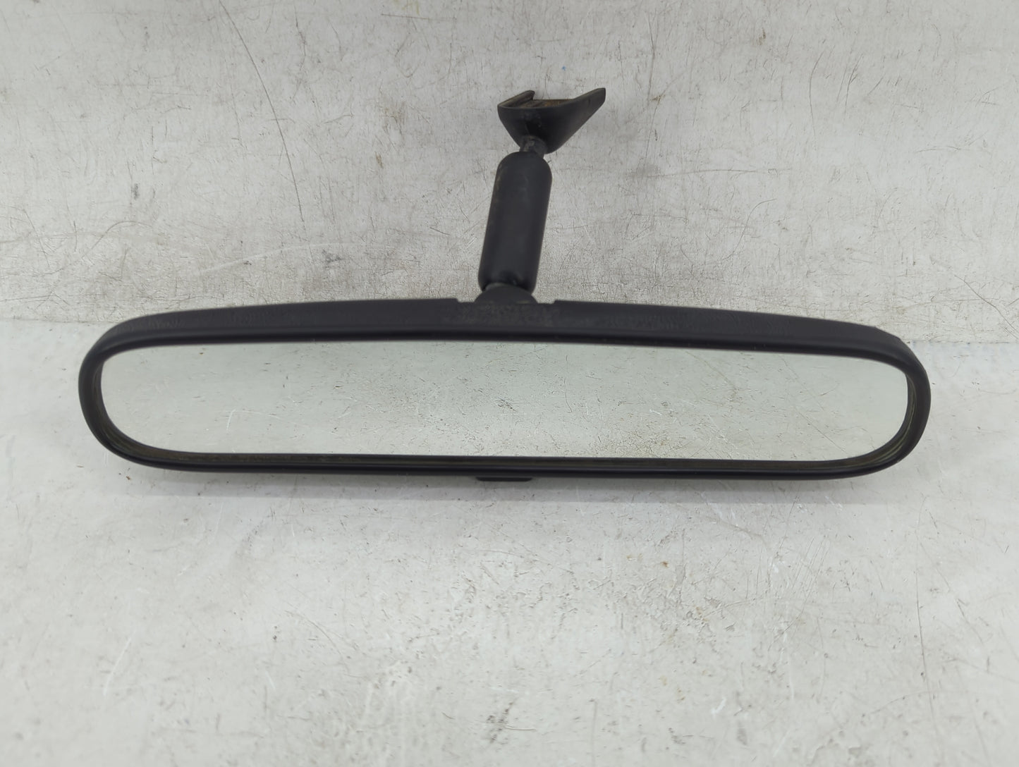 2000-2018 Chevrolet Express 2500 Interior Rear View Mirror Replacement OEM Fits OEM Used Auto Parts - Oemusedautoparts1.com