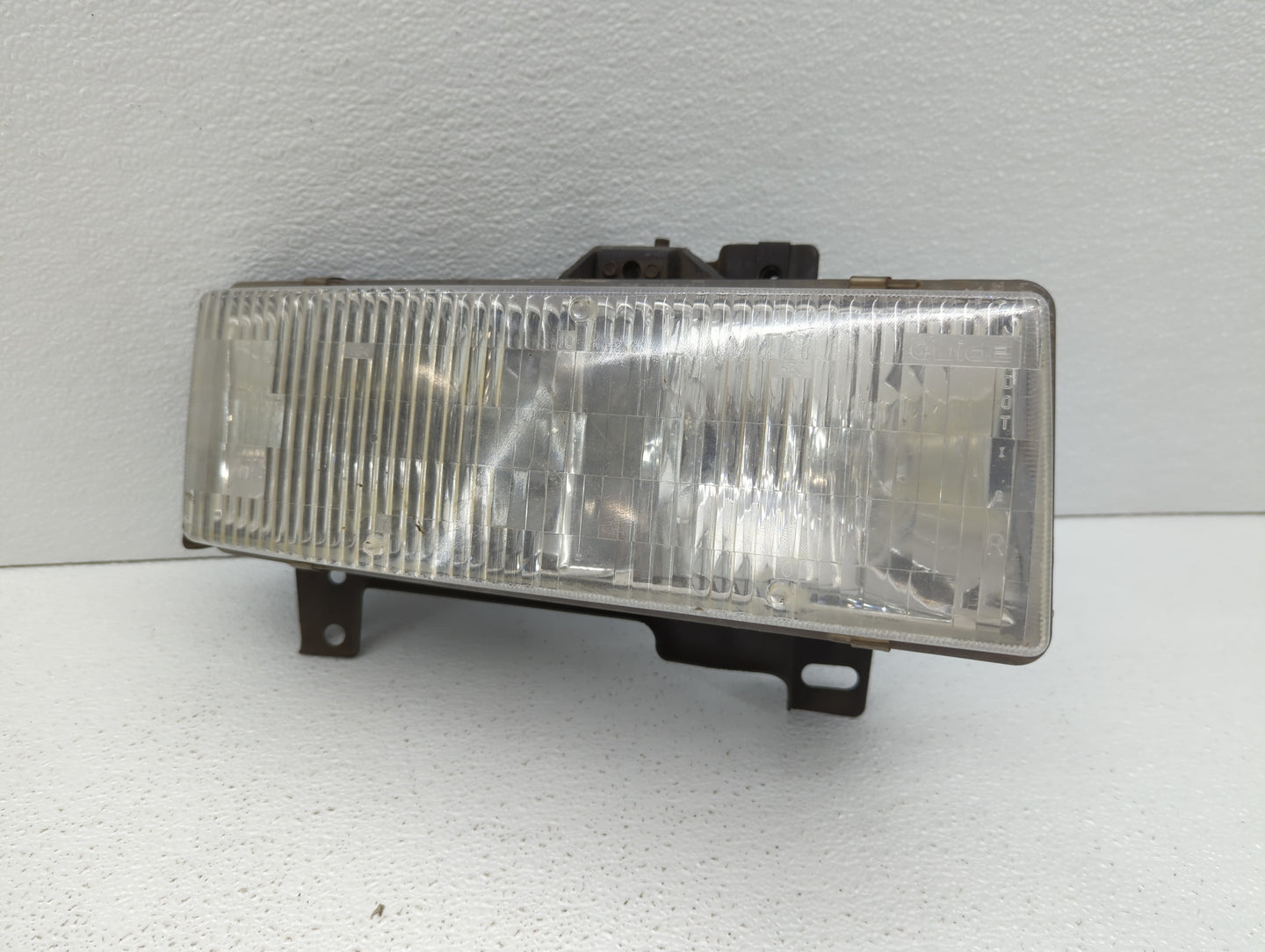 1996 Chevrolet Express 3500 Passenger Right Oem Head Light Headlight Lamp - Oemusedautoparts1.com