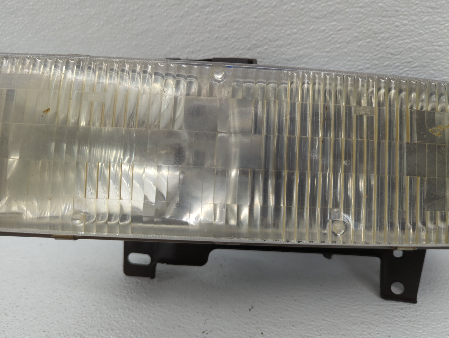 1996 Chevrolet Express 3500 Driver Left Oem Head Light Headlight Lamp - Oemusedautoparts1.com
