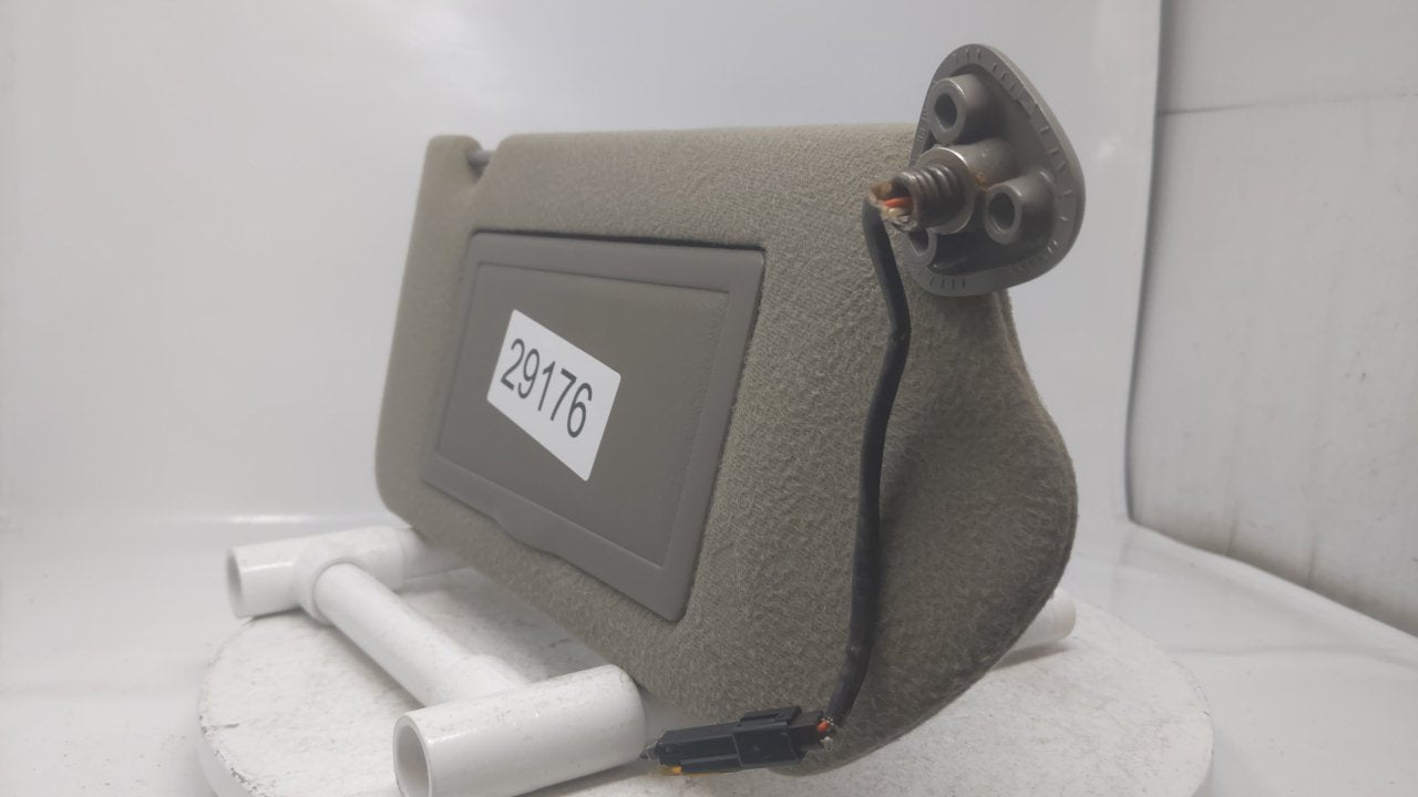 2000 Chevrolet Impala Sun Visor Shade Replacement Passenger Right Mirror Fits OEM Used Auto Parts - Oemusedautoparts1.com