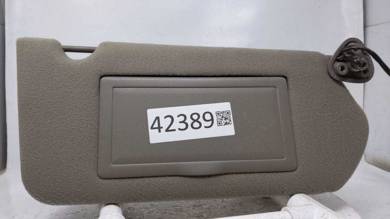 2000 Chevrolet Impala Sun Visor Shade Replacement Passenger Right Mirror Fits OEM Used Auto Parts - Oemusedautoparts1.com