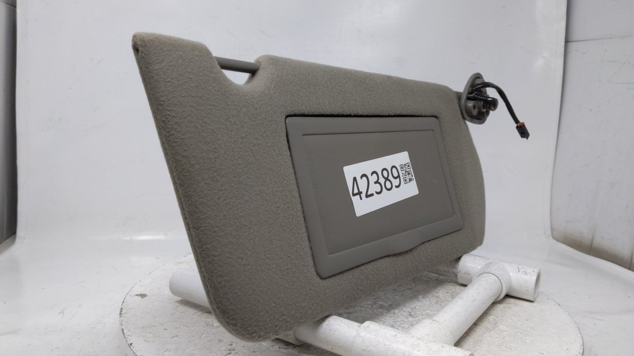 2000 Chevrolet Impala Sun Visor Shade Replacement Passenger Right Mirror Fits OEM Used Auto Parts - Oemusedautoparts1.com