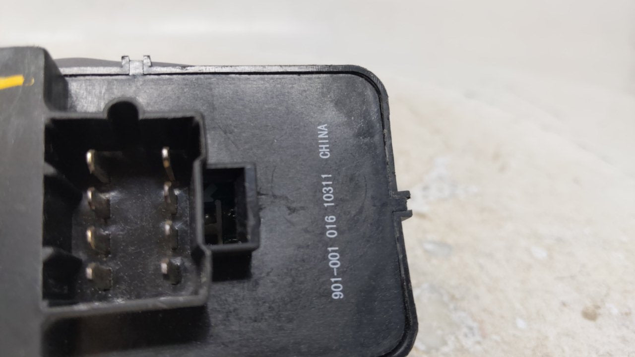 2000 Chevrolet Impala Master Power Window Switch Replacement Driver Side Left P/N:901-001 016 Fits OEM Used Auto Parts - Oem