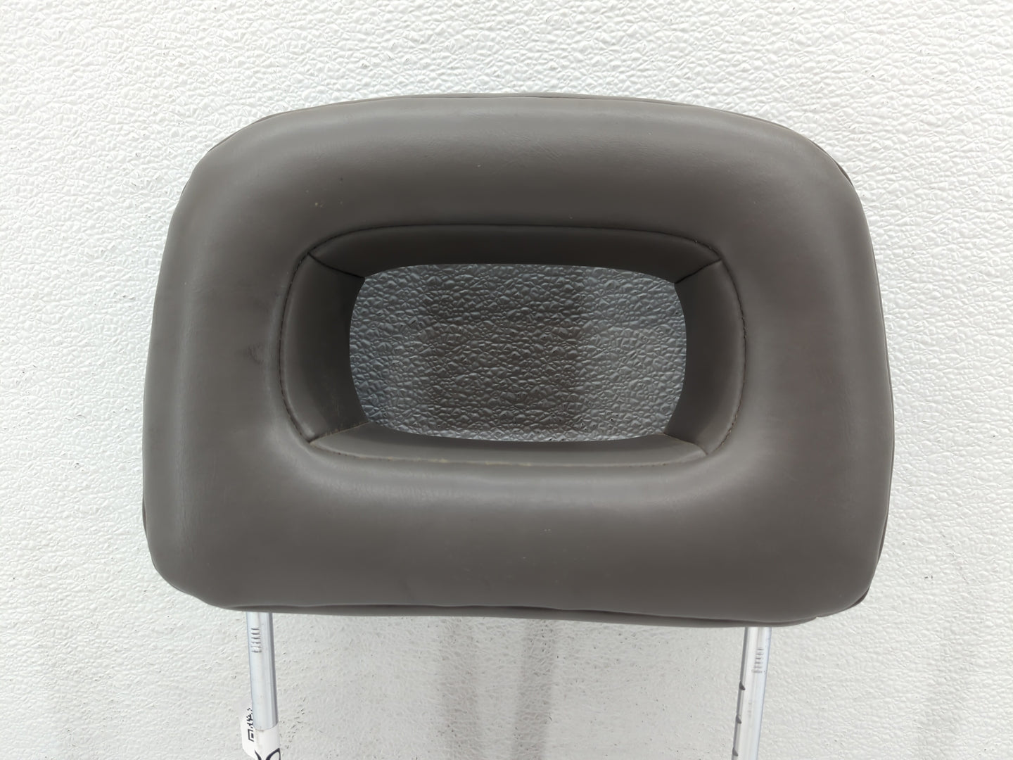 2000-2000 Chevrolet Impala Headrest Head Rest Front Driver Passenger Seat - Oemusedautoparts1.com