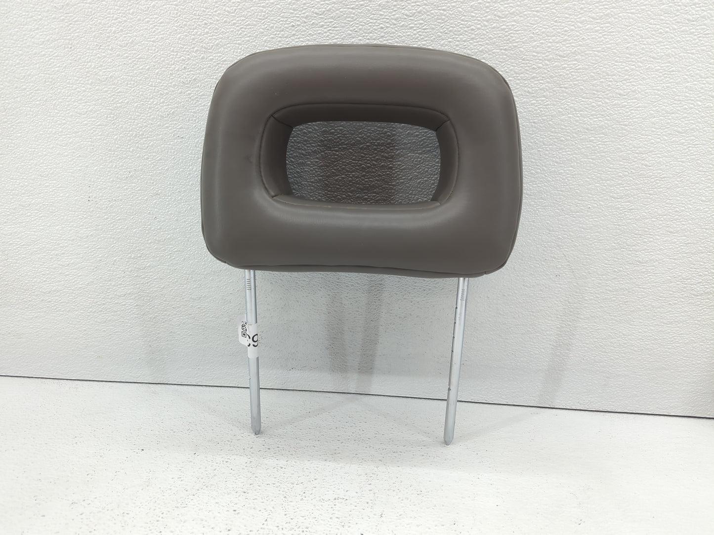 2000-2000 Chevrolet Impala Headrest Head Rest Front Driver Passenger Seat - Oemusedautoparts1.com