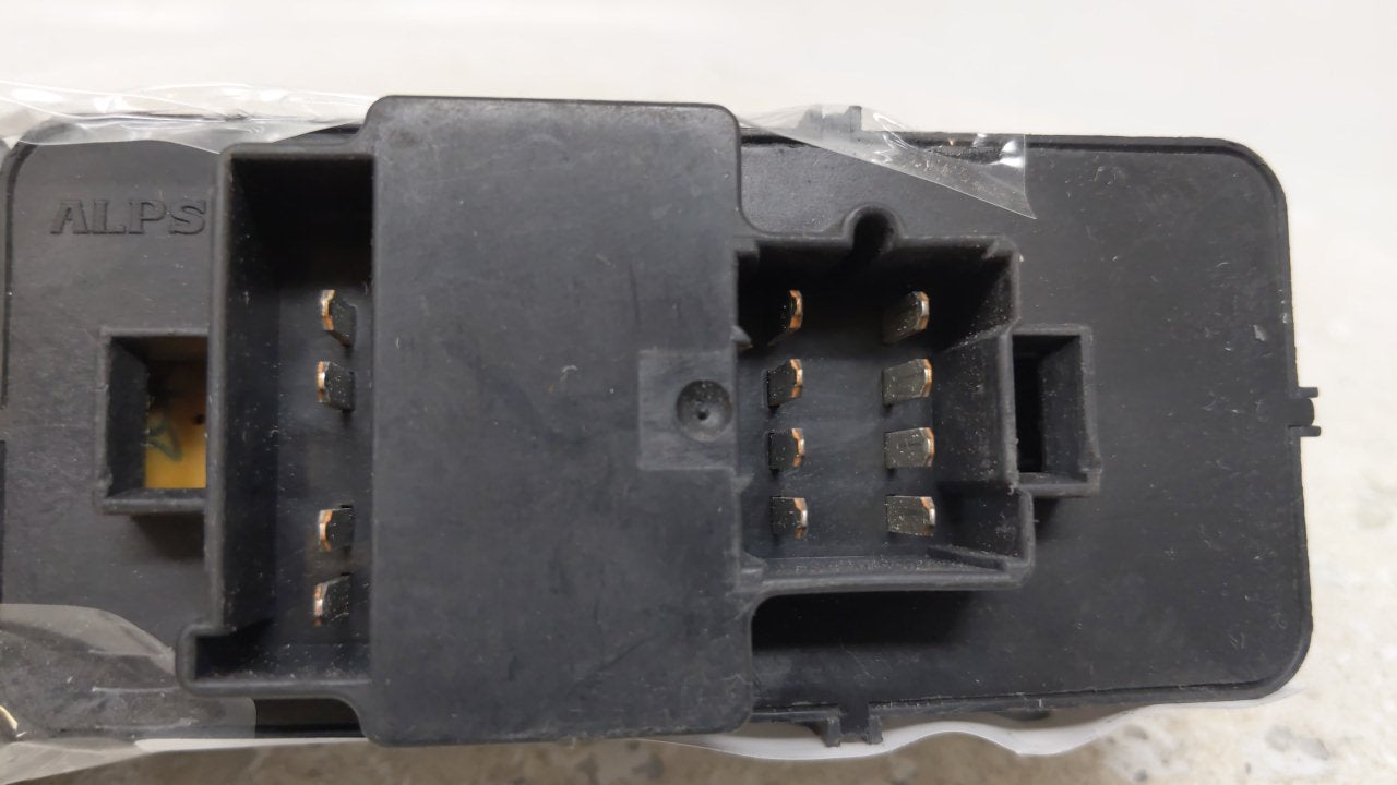 2000 Chevrolet Impala Master Power Window Switch Replacement Driver Side Left P/N:10283839 Fits OEM Used Auto Parts - Oemuse