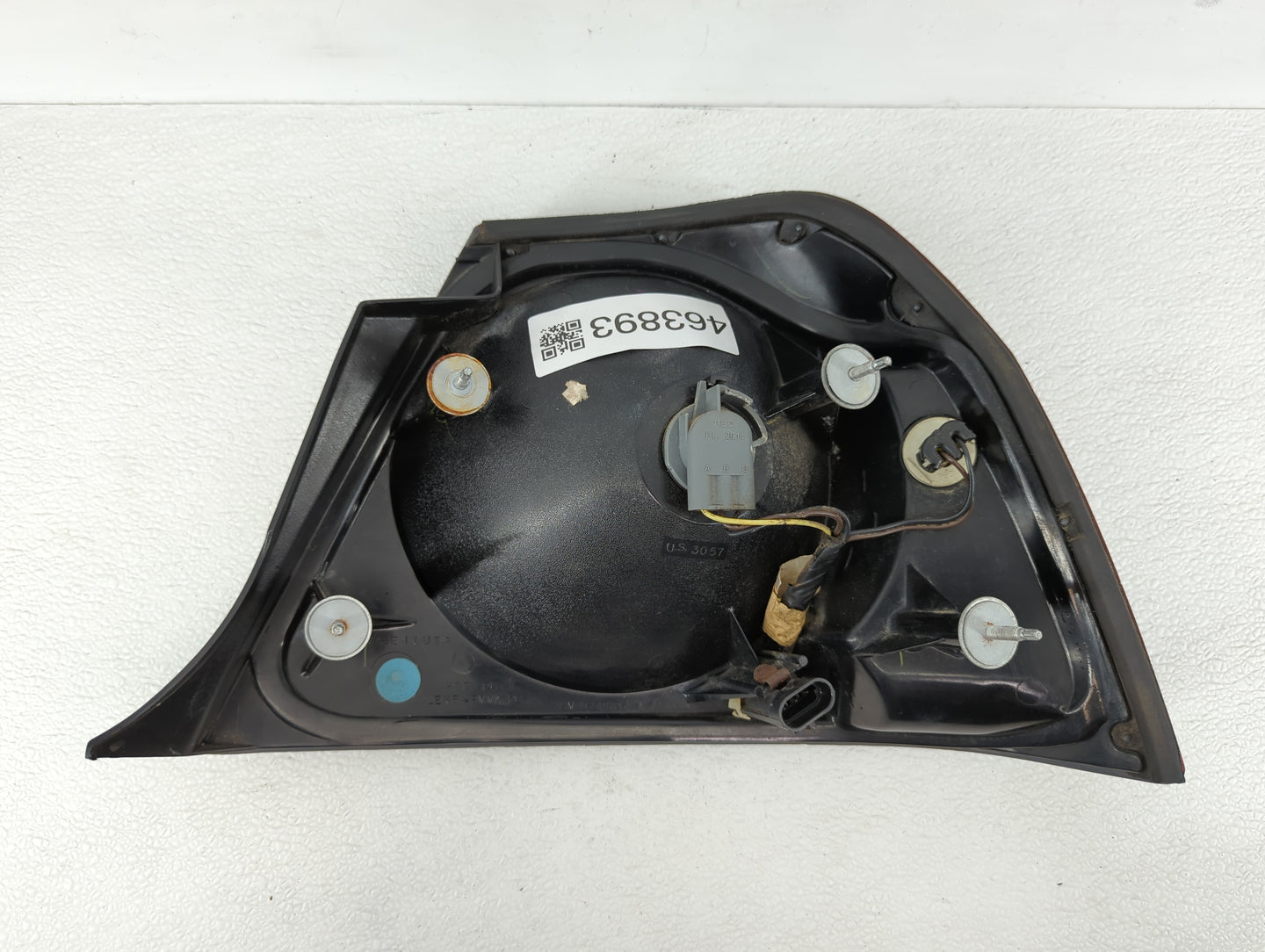 2000-2004 Chevrolet Impala Tail Light Assembly Driver Left OEM P/N:16525261 Fits Fits 2000 2001 2002 2003 2004 OEM Used Auto