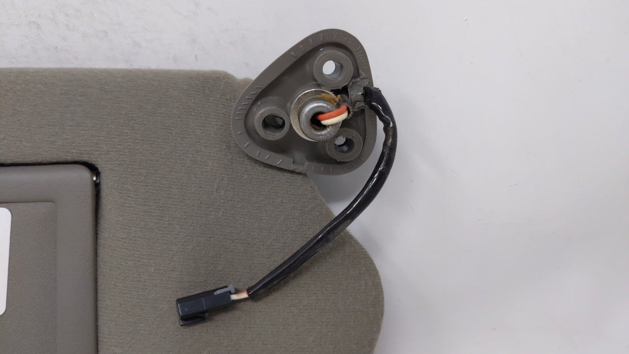 2000 Chevrolet Impala Sun Visor Shade Replacement Passenger Right Mirror Fits OEM Used Auto Parts - Oemusedautoparts1.com