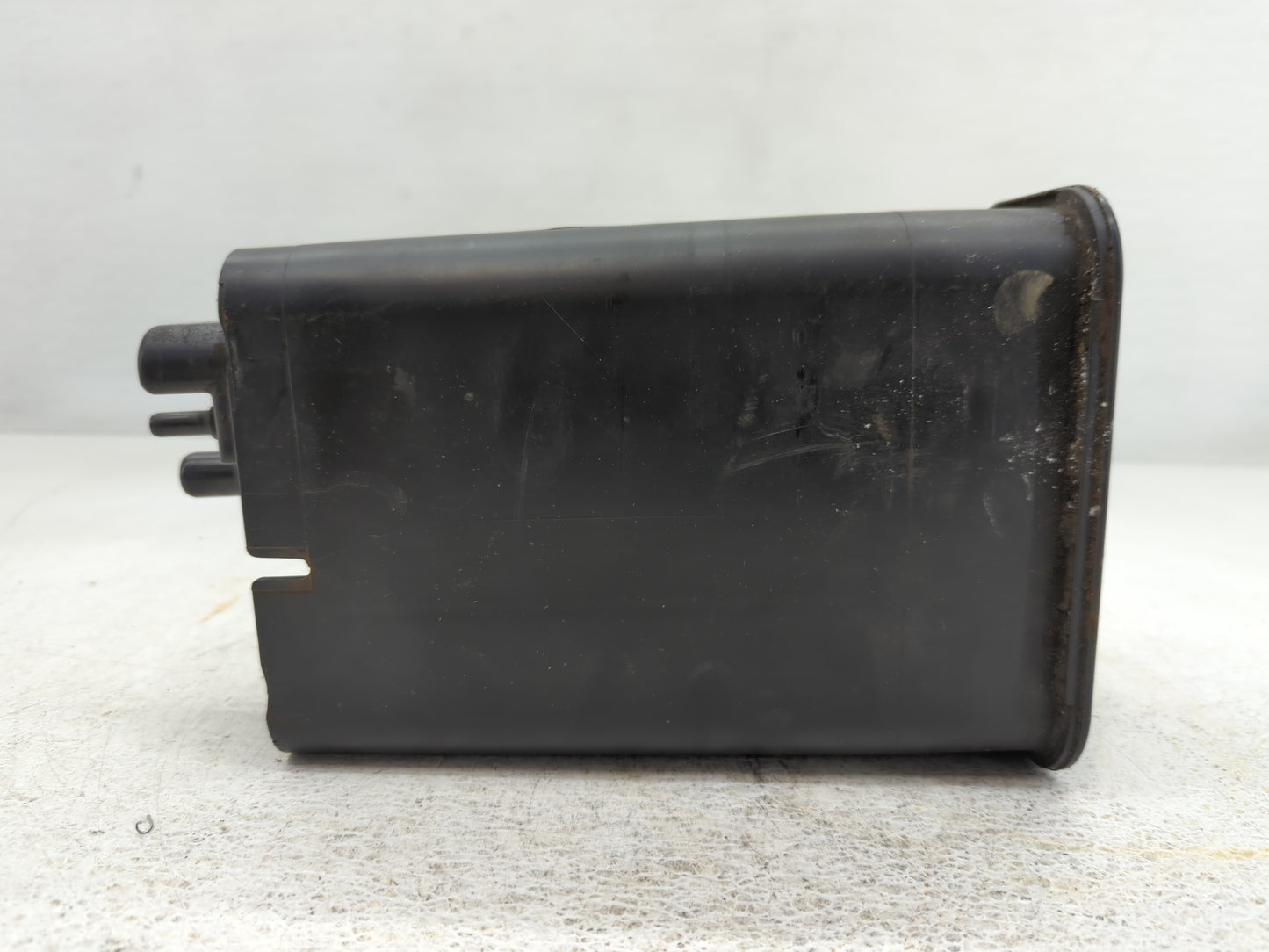 2000 Chevrolet Impala Fuel Vapor Charcoal Canister - Oemusedautoparts1.com