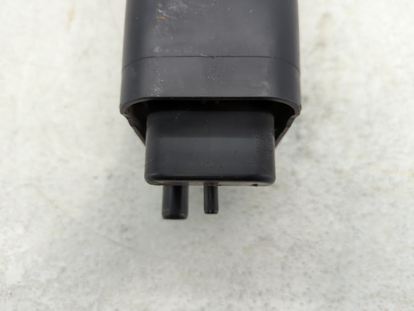 2000 Chevrolet Impala Fuel Vapor Charcoal Canister - Oemusedautoparts1.com