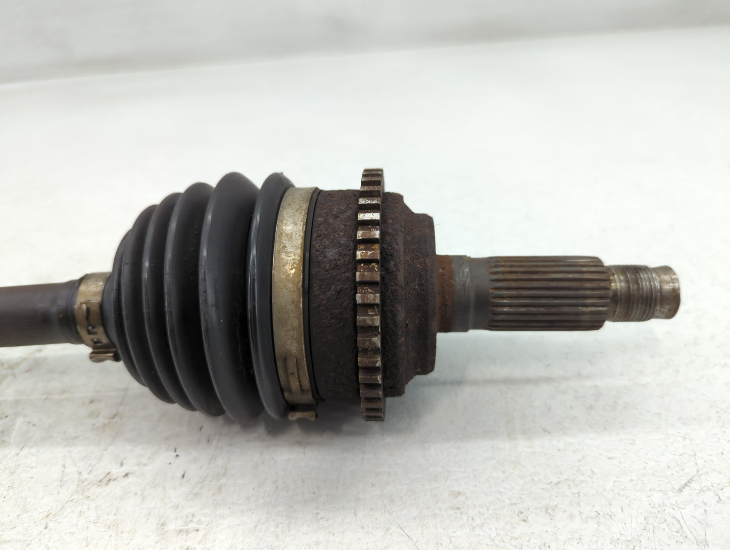 2000 Chevrolet Impala Axle Shaft Front Driver Cv C/v - Oemusedautoparts1.com