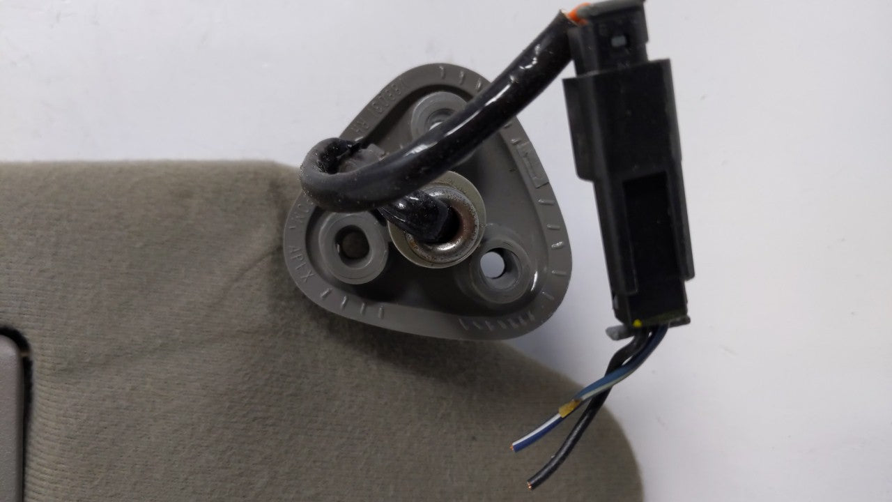 2000-2005 Chevrolet Impala Sun Visor Shade Replacement Passenger Right Mirror Fits Fits 2000 2001 2002 2003 2004 2005 OEM Us