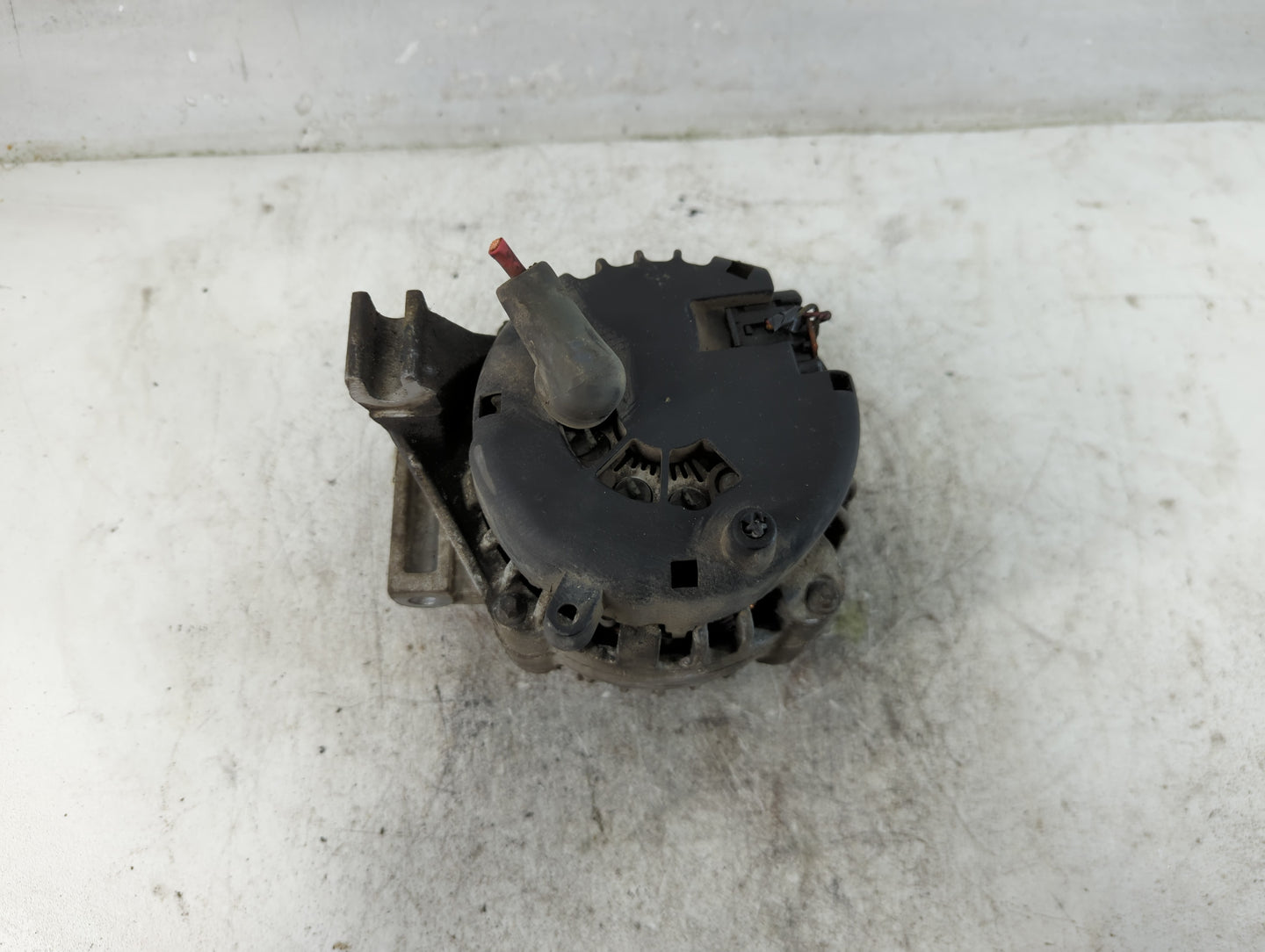 2000-2003 Chevrolet Malibu Alternator Replacement Generator Charging Assembly Engine OEM Fits Fits 2000 2001 2002 2003 OEM U