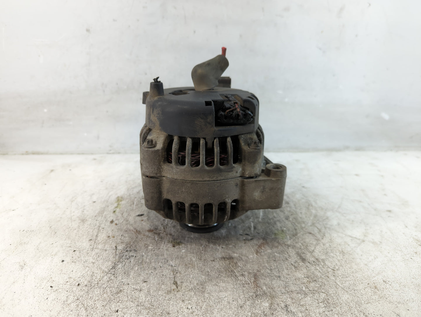 2000-2003 Chevrolet Malibu Alternator Replacement Generator Charging Assembly Engine OEM Fits Fits 2000 2001 2002 2003 OEM U