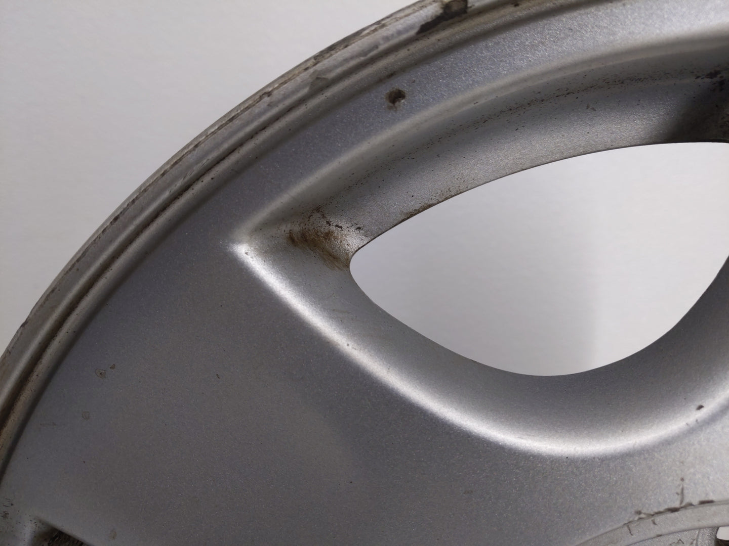 2000-2002 Chevrolet Malibu Oem Wheel Rim 794702 - Oemusedautoparts1.com