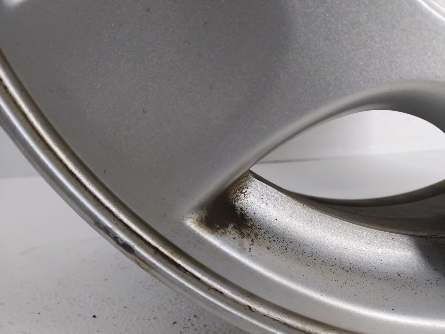 2000-2002 Chevrolet Malibu Oem Wheel Rim 794702 - Oemusedautoparts1.com