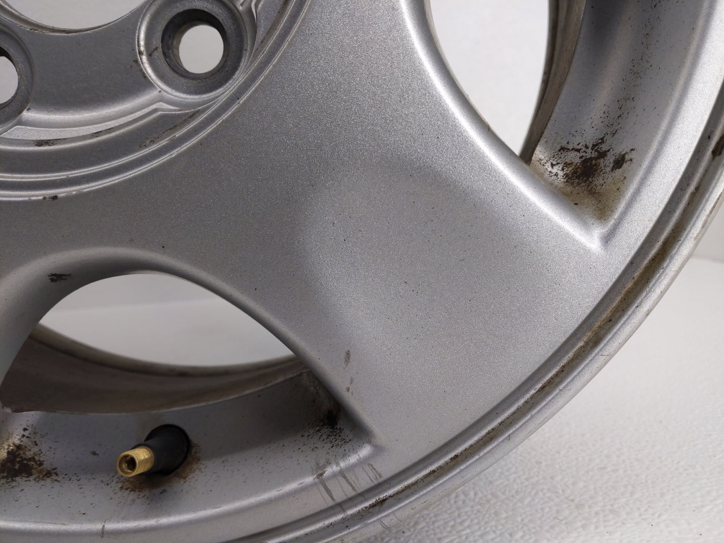 2000-2002 Chevrolet Malibu Oem Wheel Rim 797763 - Oemusedautoparts1.com