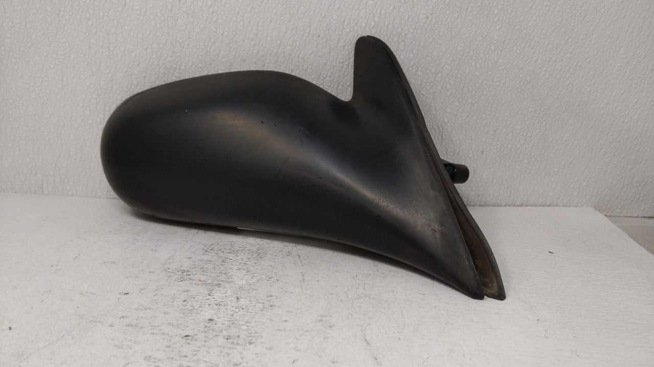 1998-2002 Chevrolet Prizm Passenger Side View Mirror - Right Door Mirror OEM Used - Oemusedautoparts1.com