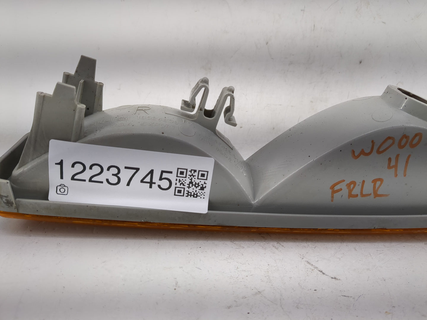 1998-2004 Chevrolet S10 Passenger Right Oem Front Light Lamp - Oemusedautoparts1.com