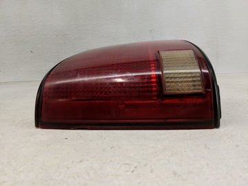 1994-2003 Chevrolet S10 Tail Light Assembly Passenger Right OEM Fits Fits 1994 1995 1996 1997 1998 1999 2000 2001 2002 2003 OEM Used Auto Parts
