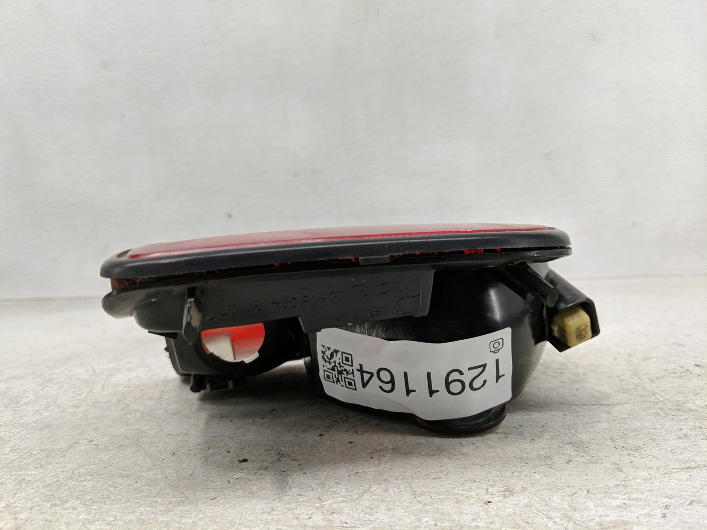 1994-2003 Chevrolet S10 Tail Light Assembly Passenger Right OEM P/N:16516094 2 Fits OEM Used Auto Parts - Oemusedautoparts1.