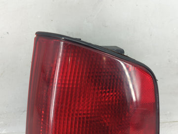 1994-2003 Chevrolet S10 Tail Light Assembly Passenger Right OEM P/N:16516094 2 Fits OEM Used Auto Parts