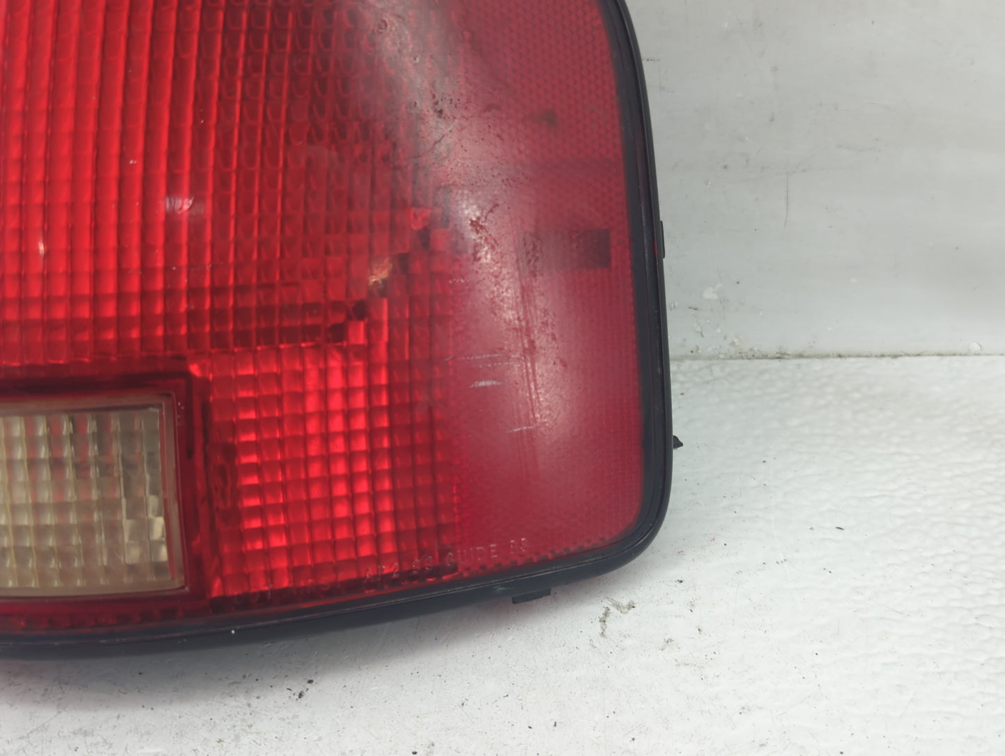 1994-2003 Chevrolet S10 Tail Light Assembly Passenger Right OEM P/N:16516094 2 Fits OEM Used Auto Parts - Oemusedautoparts1.