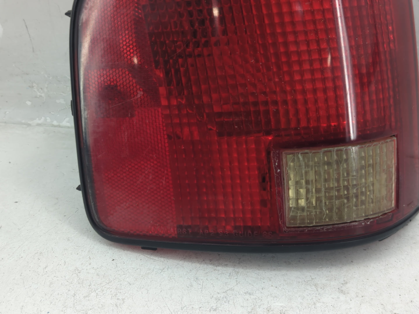 1994-2003 Chevrolet S10 Tail Light Assembly Driver Left OEM P/N:16516093 Fits OEM Used Auto Parts - Oemusedautoparts1.com