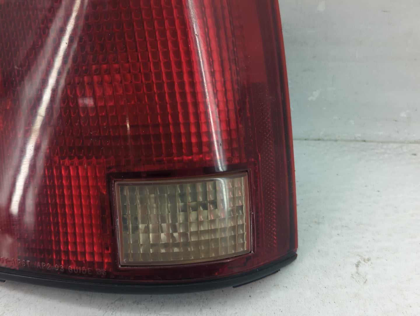 1994-2003 Chevrolet S10 Tail Light Assembly Driver Left OEM P/N:16516093 Fits OEM Used Auto Parts - Oemusedautoparts1.com