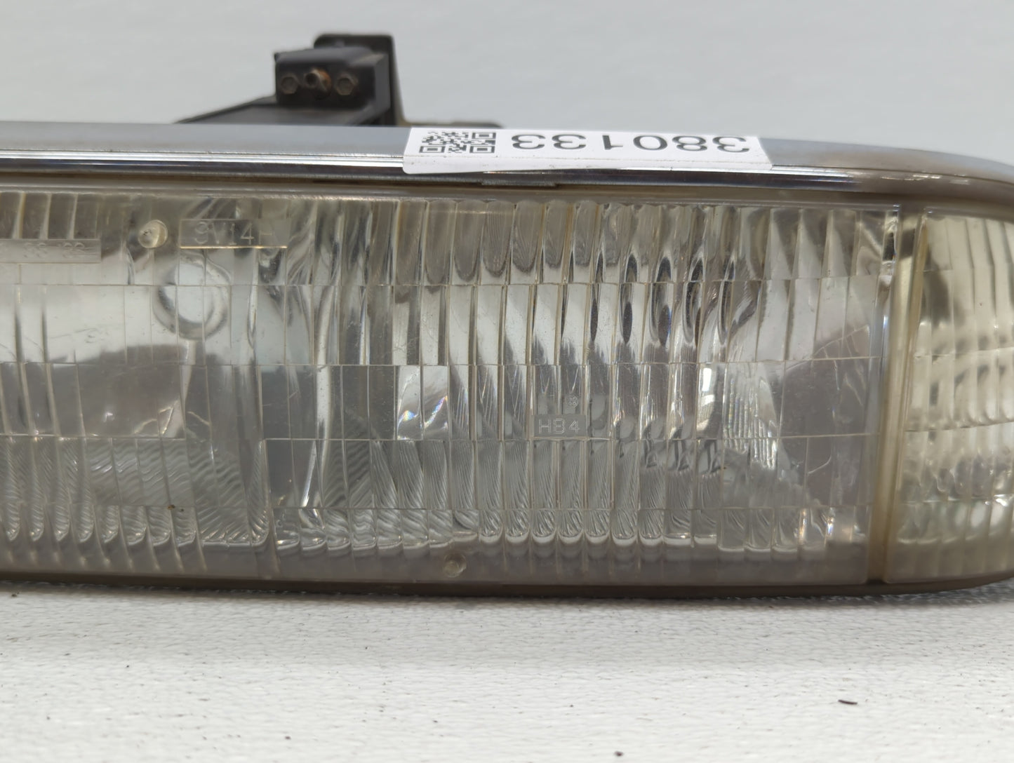 1998-2004 Chevrolet S10 Driver Left Oem Head Light Headlight Lamp - Oemusedautoparts1.com