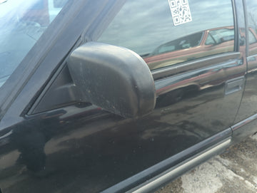 1998-2004 Chevrolet S10 Driver Side View Mirror - Left Door Mirror OEM Used - Oemusedautoparts1.com