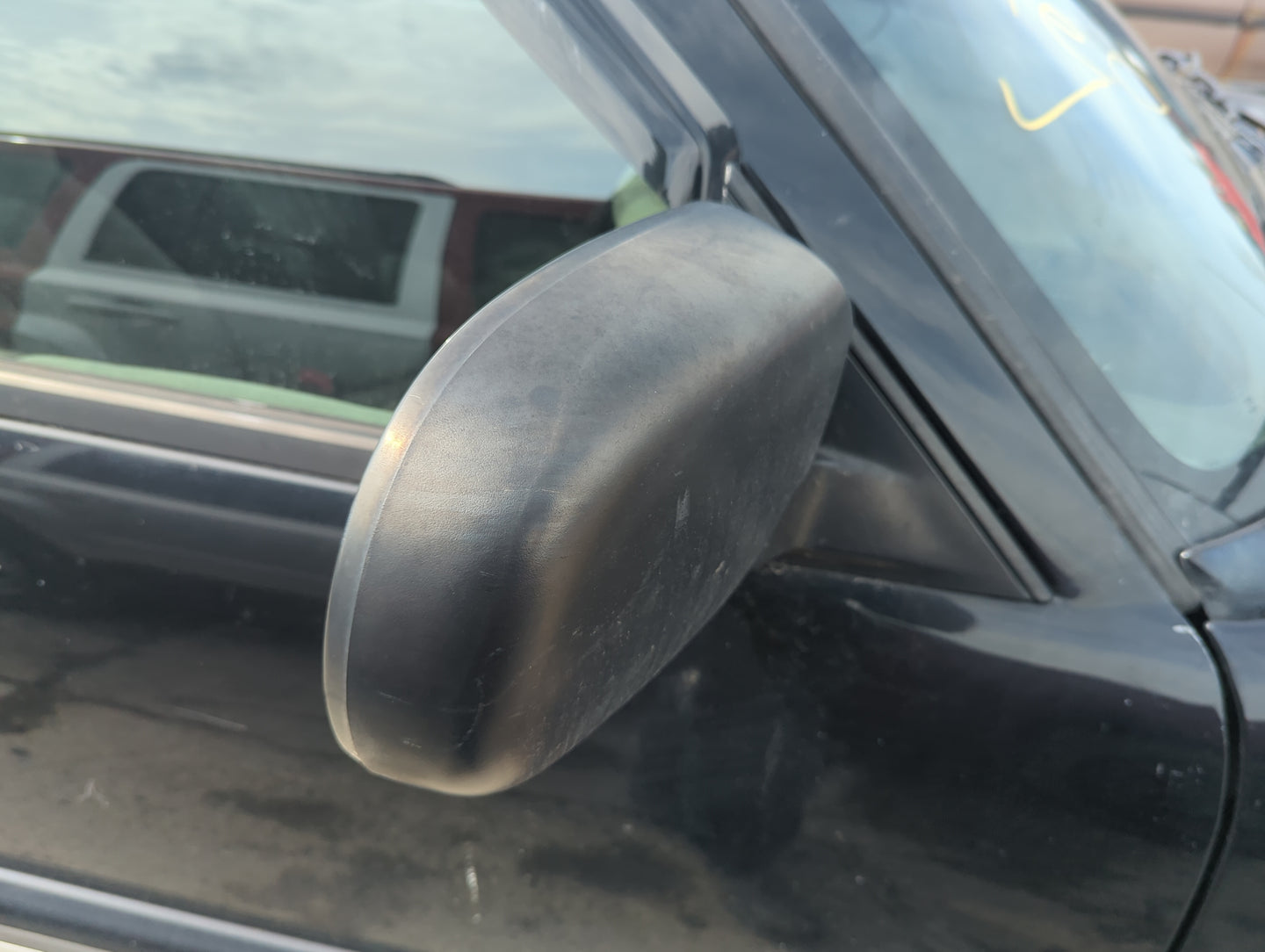 1998-2004 Chevrolet S10 Passenger Side View Mirror - Right Door Mirror OEM Used - Oemusedautoparts1.com