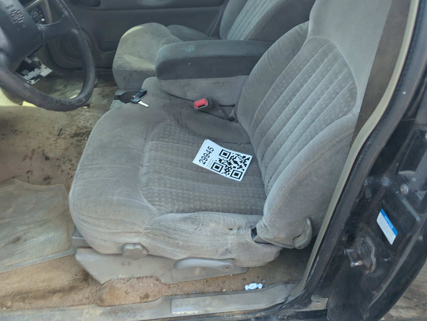 2000 Chevrolet S10 Driver Front Seat Oem - Oemusedautoparts1.com