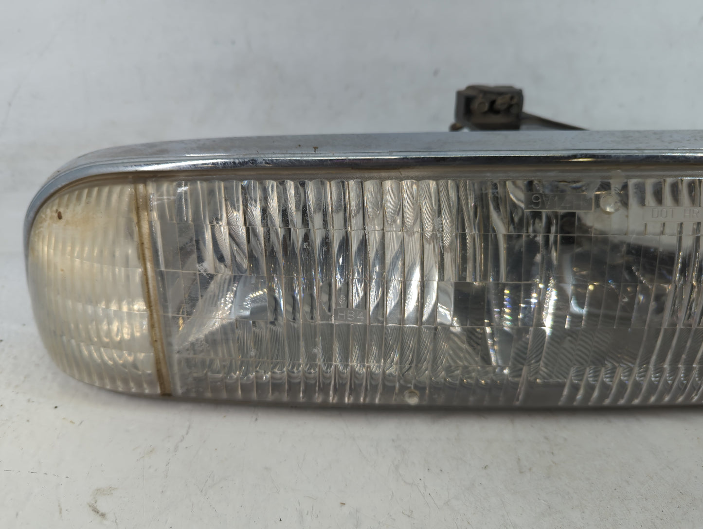 Chevrolet S10 Blazer Passenger Right Oem Head Light Headlight Lamp - Oemusedautoparts1.com