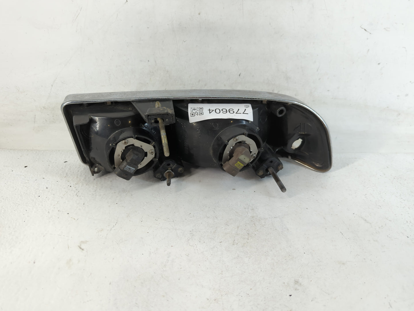 Chevrolet S10 Blazer Passenger Right Oem Head Light Headlight Lamp - Oemusedautoparts1.com
