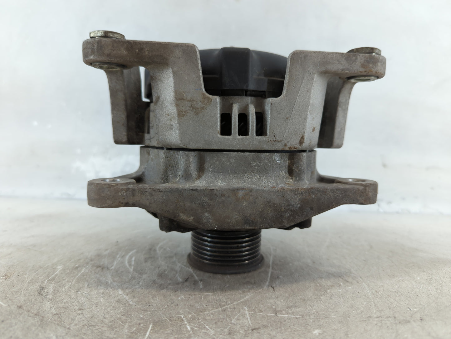 1998-2003 Chevrolet S10 Alternator Replacement Generator Charging Assembly Engine OEM Fits Fits 1998 1999 2000 2001 2002 200