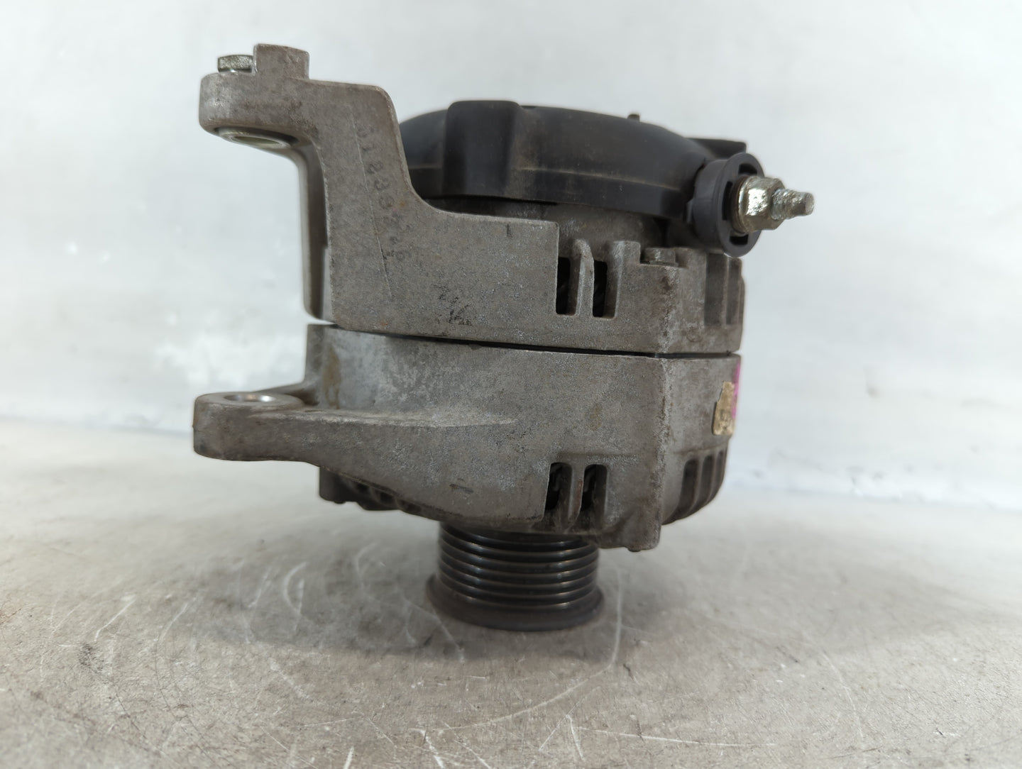 1998-2003 Chevrolet S10 Alternator Replacement Generator Charging Assembly Engine OEM Fits Fits 1998 1999 2000 2001 2002 200