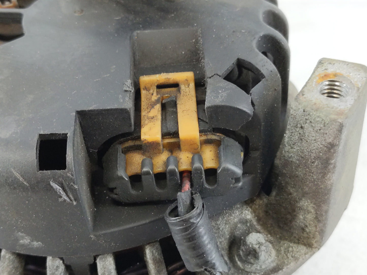 2000 Chevrolet S10 Blazer Alternator Replacement Generator Charging Assembly Engine OEM Fits Fits 1996 1997 1998 1999 OEM Us