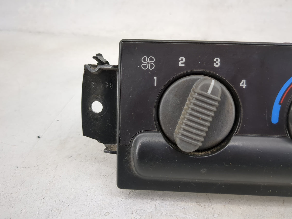 2000 Chevrolet S10 Blazer Climate Control Module Temperature AC/Heater Replacement P/N:16250535 16233937 Fits OEM Used Auto 