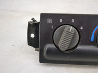 2000 Chevrolet S10 Blazer Climate Control Module Temperature AC/Heater Replacement P/N:16250535 16233937 Fits OEM Used Auto 