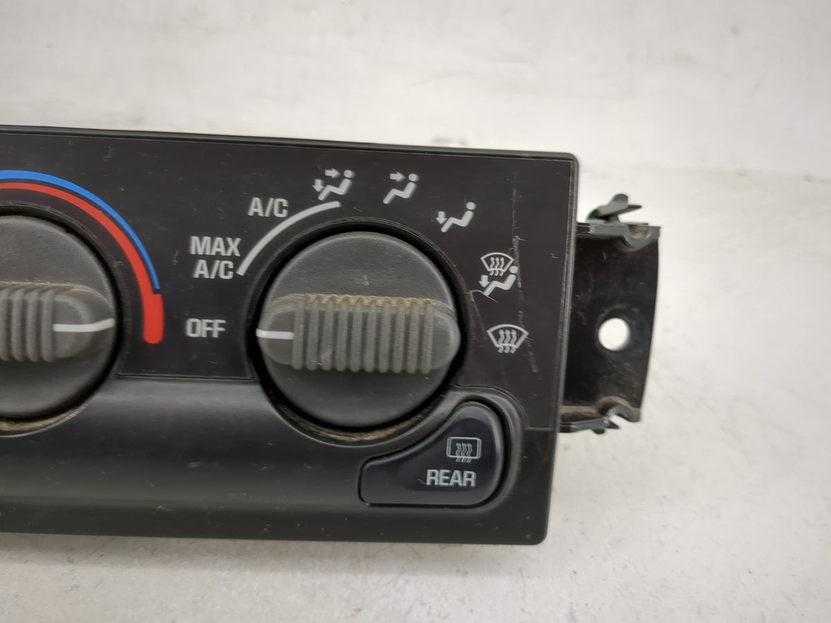 2000 Chevrolet S10 Blazer Climate Control Module Temperature AC/Heater Replacement P/N:16250535 16233937 Fits OEM Used Auto 