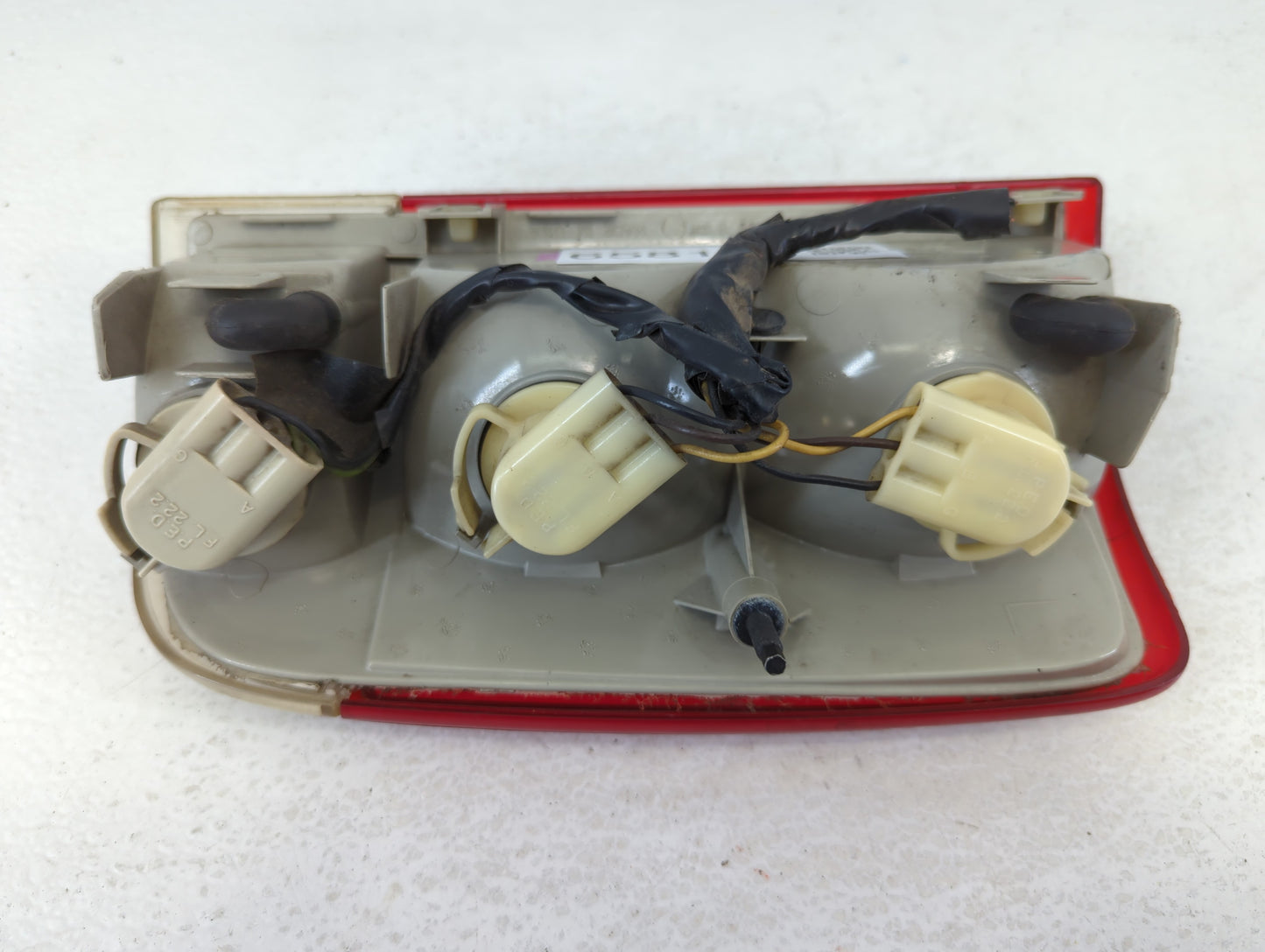 2000 Chevrolet S10 Blazer Tail Light Assembly Driver Left OEM P/N:16518499 Fits OEM Used Auto Parts - Oemusedautoparts1.com