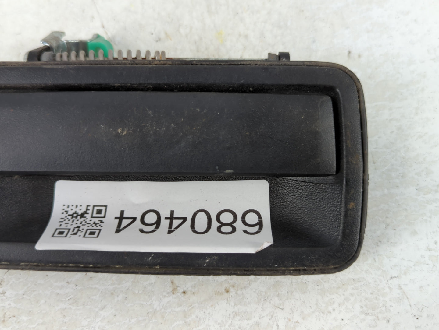 Chevrolet S10 Blazer Driver Front Left Door Handle Exterior Assembly - Oemusedautoparts1.com