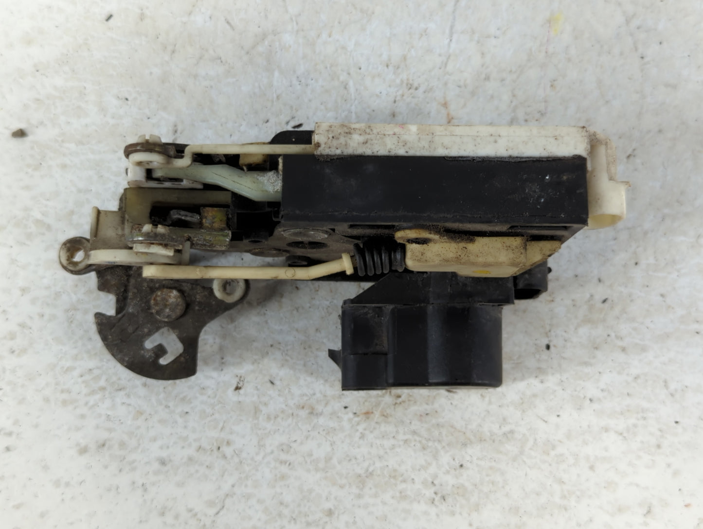 2000 Chevrolet S10 Blazer Power Lock - Oemusedautoparts1.com