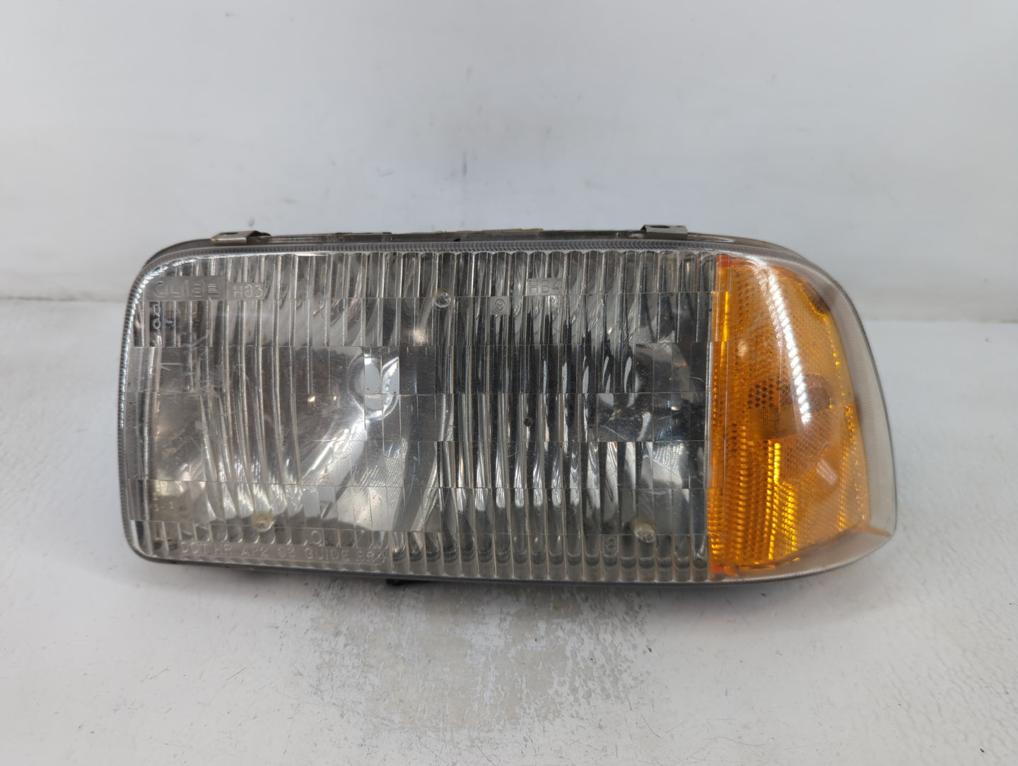 Chevrolet S10 Blazer Passenger Right Oem Head Light Headlight Lamp - Oemusedautoparts1.com