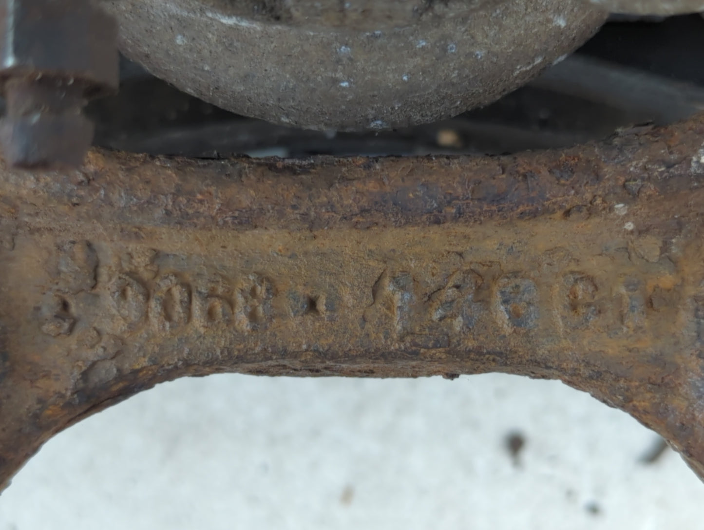 1999-2007 Chevrolet Silverado 1500 Front Driver Left Brake Caliper - Oemusedautoparts1.com
